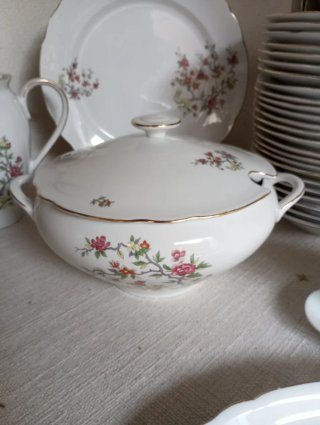 vajilla de  porcelana alemana  Precio de plato