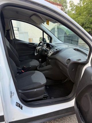Ford Transit Courier 2020 - IVA Deducible