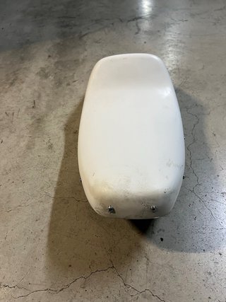 Colin Fibra Vidrio Derbi Variant