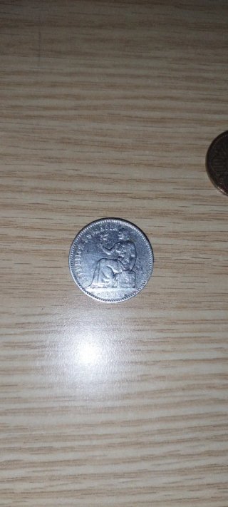 Monedas Antiguas España. Se venden por separado.