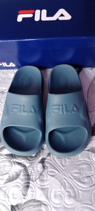 Chanclas Fila Talla 42 Gris NUEVAS
