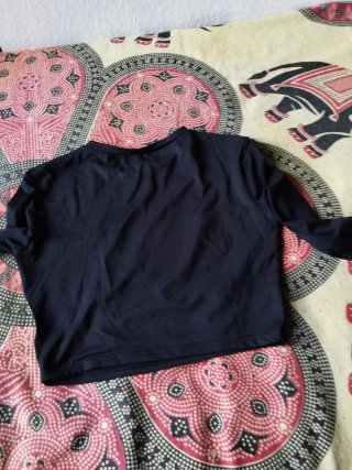 Camiseta deportiva mujer negra