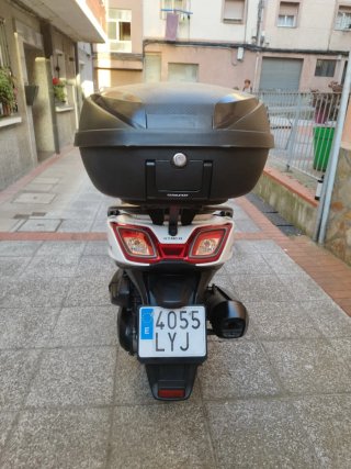 Kymco Super Dink 125 año 2023