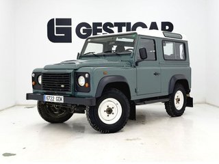 Land-Rover Defender 90 SW SE
