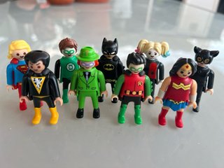 Pack 8 Figuras Superhéroes Kinder