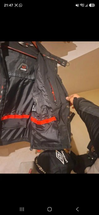 Chaqueta de motorista negra UNIT