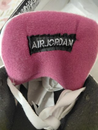 Air Jordan 4 Retro Paris Saint-Germain