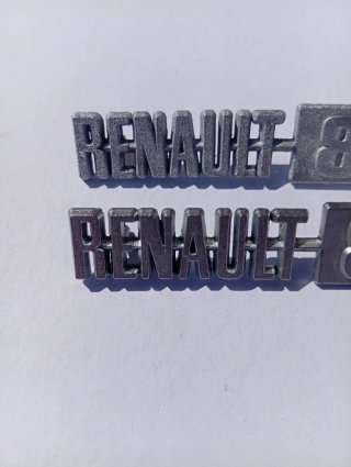 2x Insignias Renault 8