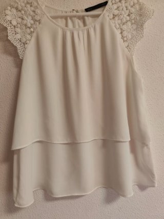 Blusa de chica talla L de Sfera.