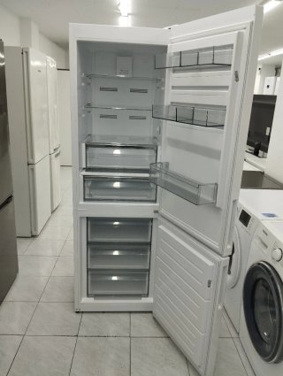 Nevera Marca AEG NO FROST