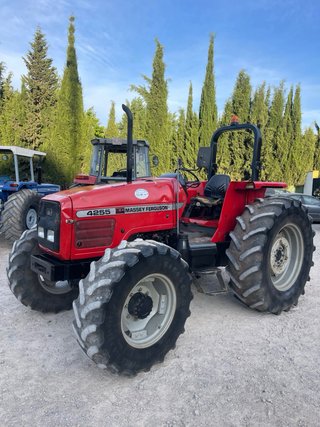 Tractor Massey Ferguson 4255 Rojo