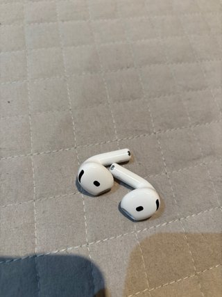 Airpods 4 Apple Blanco comprados en diciembre