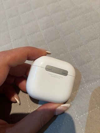 Airpods 4 Apple Blanco comprados en diciembre