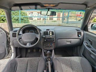 Hyundai Accent 2003