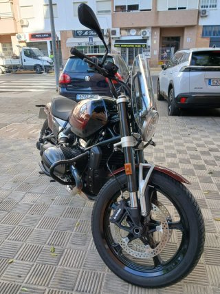 BMW R12