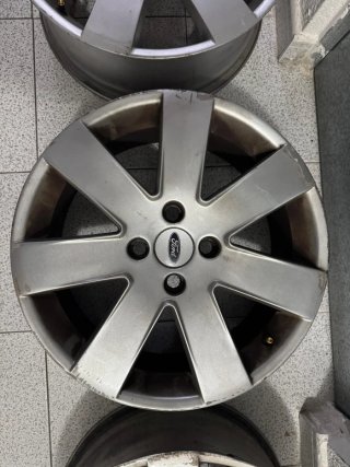 Llantas Ford Focus