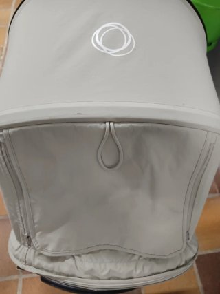 Capota ventilada Bugaboo + colchoneta gris