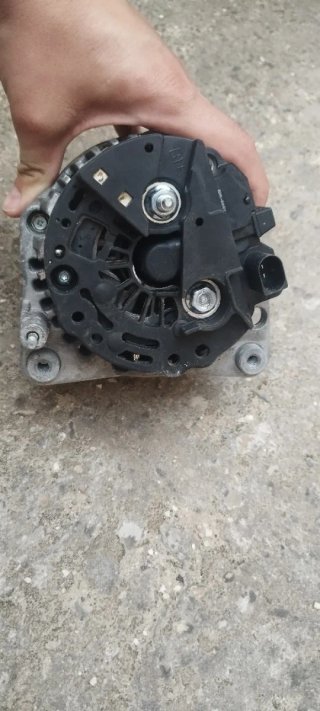 Alternador Bosch 112079 valido para varios modelos