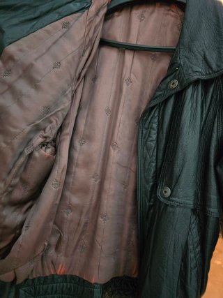 Chaqueta de cuero natural negra