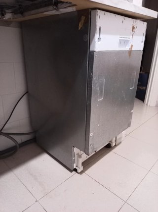 Lavastoviglie Indesit 45 cm da incasso
