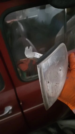 Botonera Nissan Serena y intermitente