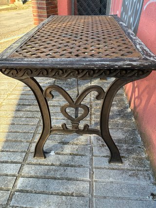 Mesa antigua forja exterior