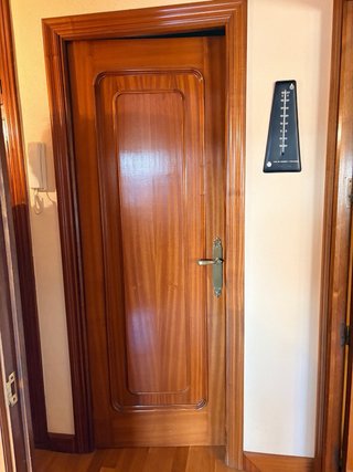 Puertas de madera para piso