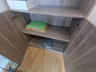 Estantería librería imitación madera tonos grises