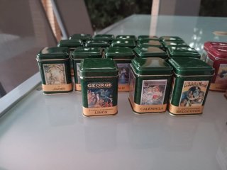 36 Cajitas de Té Metálicas Coleccionables
