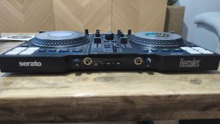 Controladora DJ Hercules Jogvision