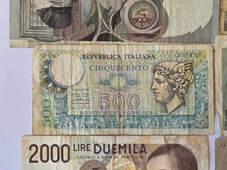 Lotes de Billetes Italianos.