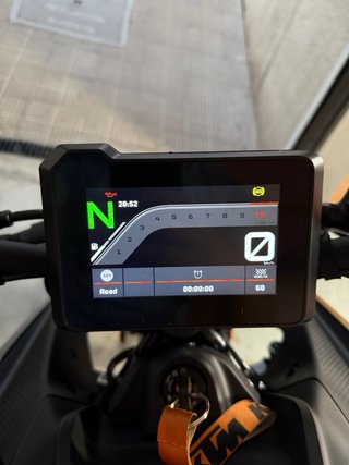 KTM Duke 125 2024 con GARANTIA OFICIAL