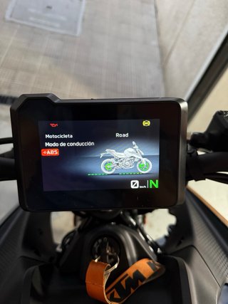 KTM Duke 125 2024 con GARANTIA OFICIAL