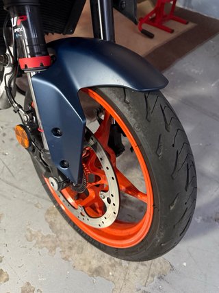 KTM Duke 125 2024 con GARANTIA OFICIAL