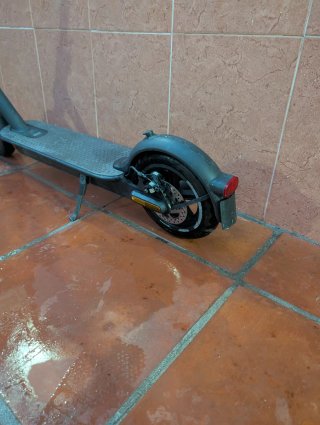 Patinete Eléctrico Xiaomi Mi Scooter ES