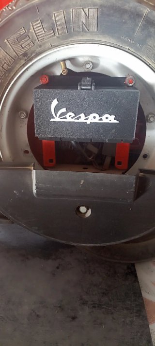 Caja Herramientas Vespa , hecha en 3D