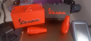 Caja Herramientas Vespa , hecha en 3D