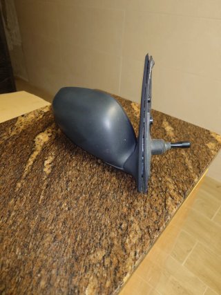 Retrovisor Derecho Nissan Micra K11
