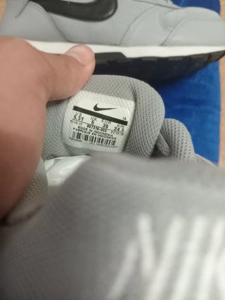 Zapatillas Nike Grises
