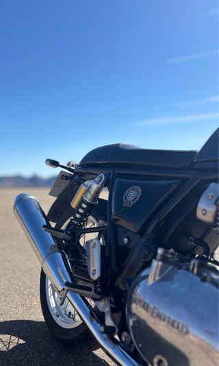 Royal Enfield Continental GT650 Negra/Dorada