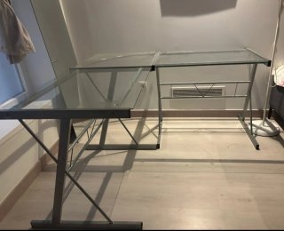 Mesa escritorio cristal angular