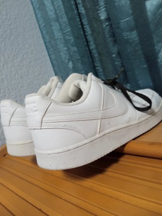 TALLA 45.Zapatillas Nike Blancas Muy Comodas.