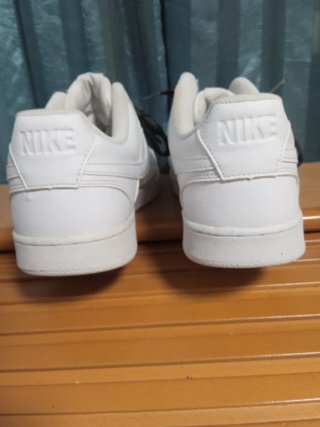TALLA 45.Zapatillas Nike Blancas Muy Comodas.