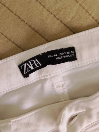 Pantalón vaquero Zara blanco
