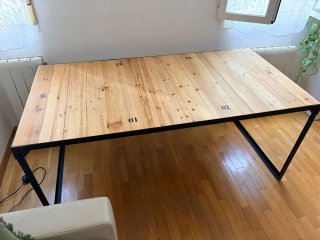 Mesa industrial madera pino y hierro