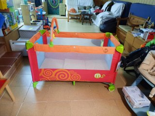 Cuna de viaje plegable