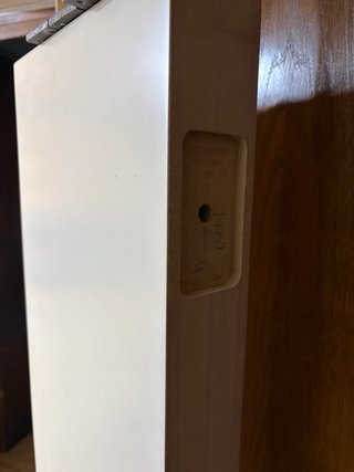 Estantería blanca de madera