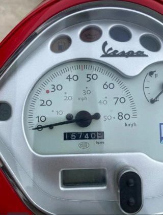 Vespa LX50 Roja Automática