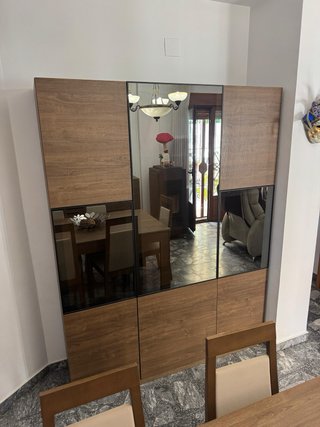 Salón completo: sofá y muebles