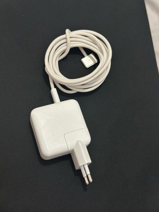 MacBook Air M2 2025 Plata